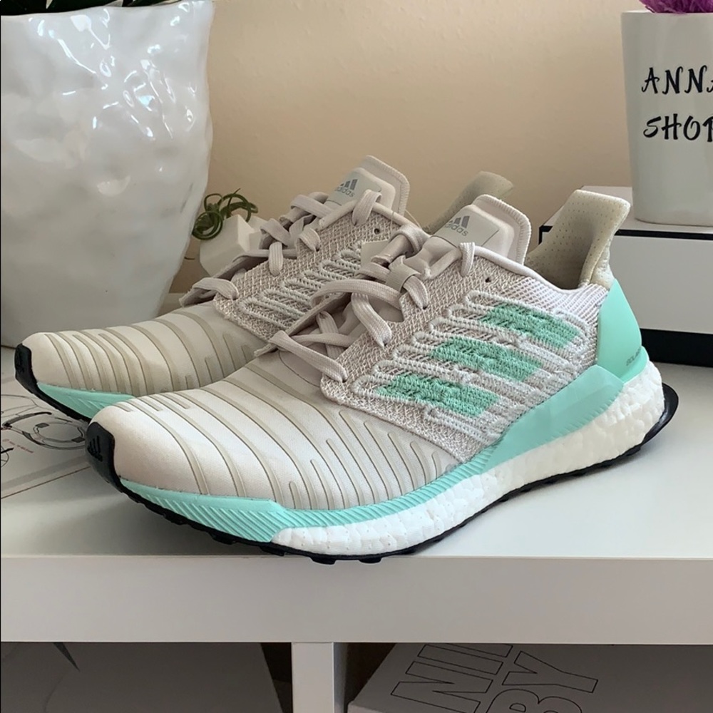 NEW Adidas solar boost sneakers shoes - Picture 3 of 8